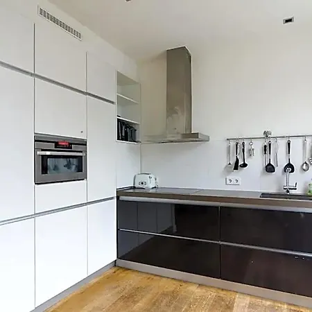 Apart-hotel Marnix360apartments Modern 3*