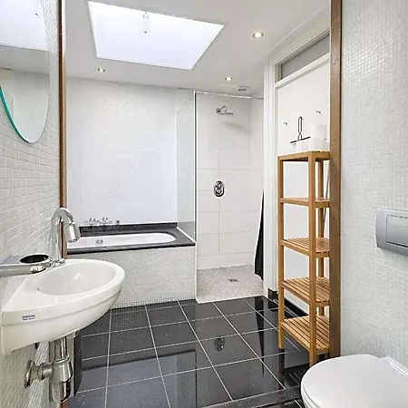 Marnix360apartments Modern Apart-hotel 3*