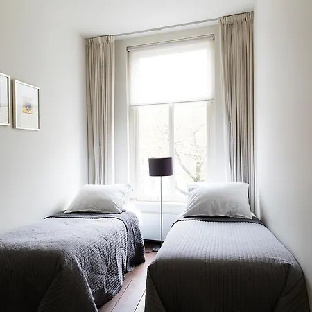 Marnix360apartments Modern